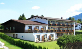  Hotel Alpenblick Berghof  Хальблех